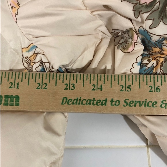 Sundance Duck Down womens L Floral Puffer Jacket with Faux Fur Hood Like new - Picture 8 of 12